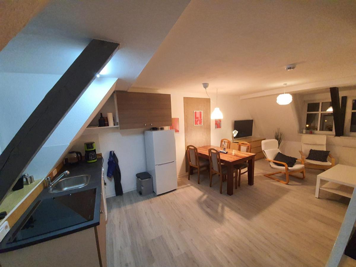 Grosses Offenes Loft Oder Kleine Gemuetliche Wohnung Mit Balkon Wolmirstedt ภายนอก รูปภาพ