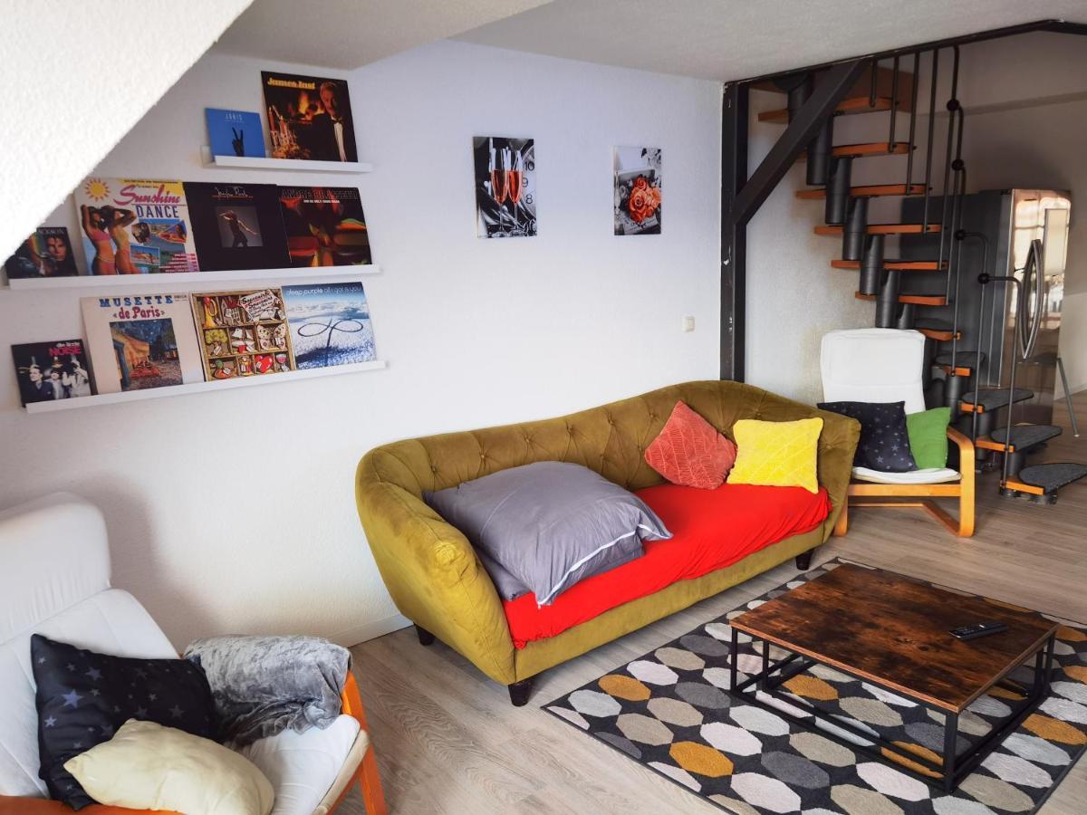 Grosses Offenes Loft Oder Kleine Gemuetliche Wohnung Mit Balkon Wolmirstedt ภายนอก รูปภาพ
