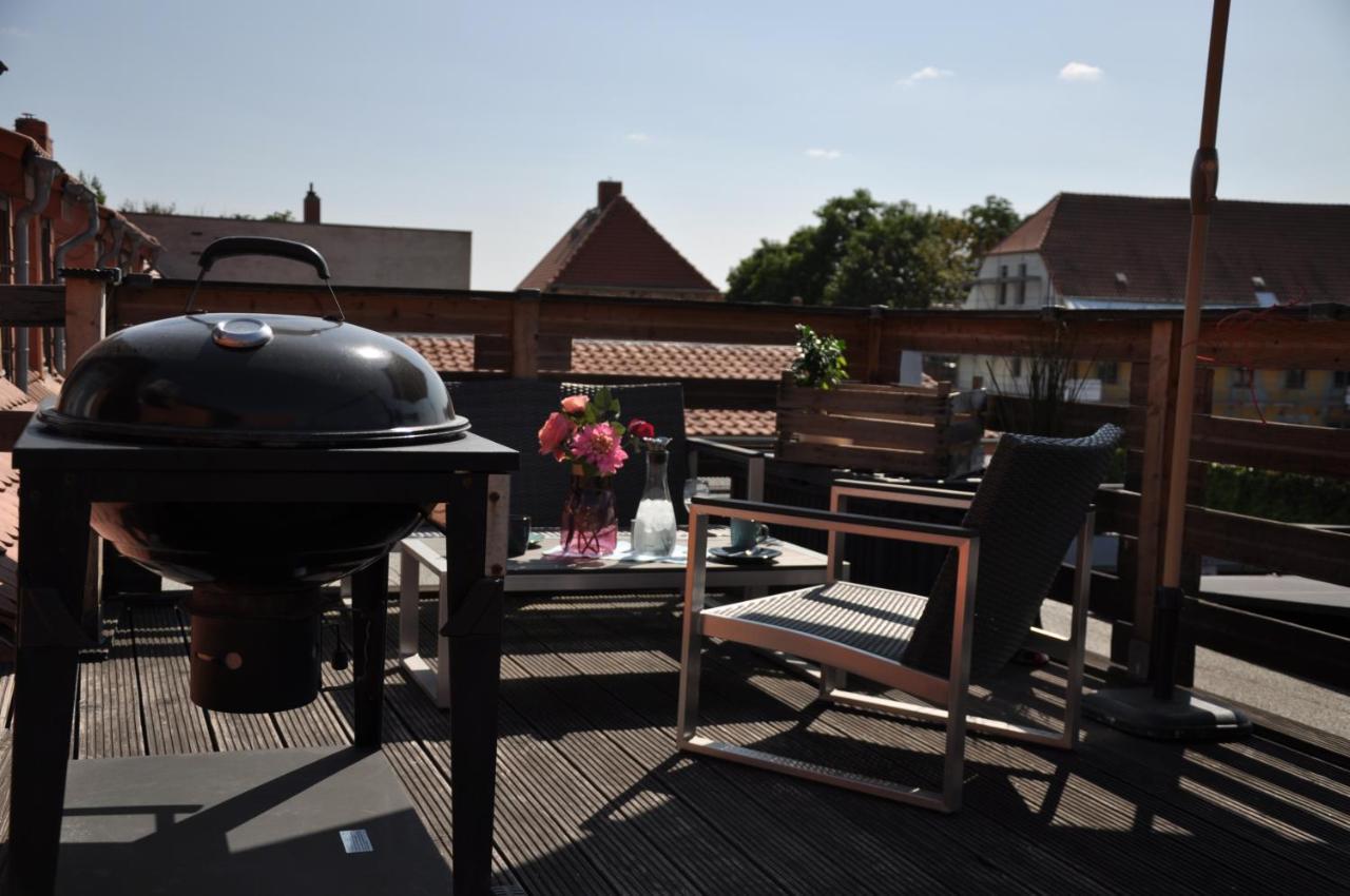 Grosses Offenes Loft Oder Kleine Gemuetliche Wohnung Mit Balkon Wolmirstedt ภายนอก รูปภาพ
